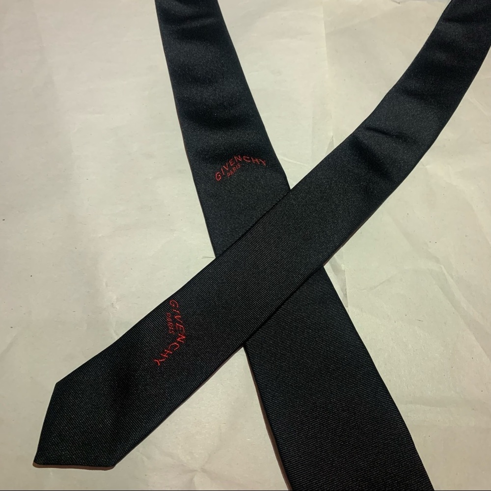 Givenchy tie